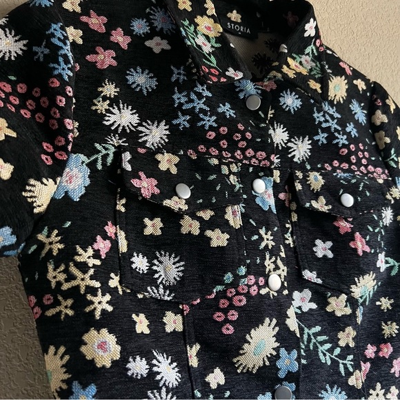 STORIA Honeydew Dress – Black Floral Mini Snap Shirt Dress. Runs small! - Picture 11 of 16